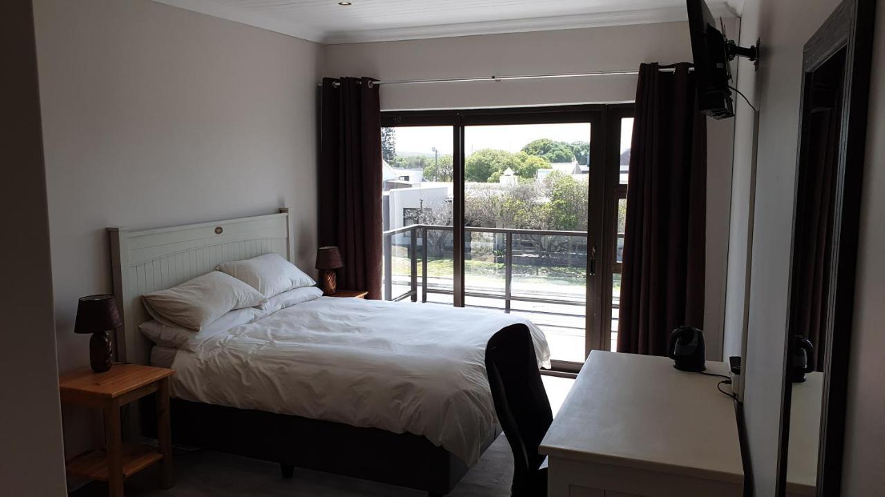 Stonehouse On Main Hotell Struisbaai Rom bilde
